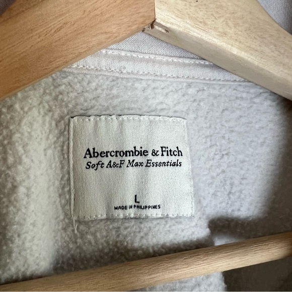 Abercrombie & Fitch White Black Stripe Half Zip Up Pullover, Size Large. - Picture 7 of 11